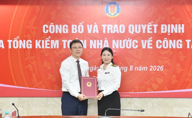 Công bố và trao Quyết định của Tổng Kiểm toán nhà nước về công tác cán bộ