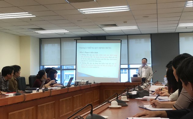 Vụ Chế độ và Kiểm soát chất lượng kiểm toán tập huấn phổ biến phương pháp tiếp cận kiểm toán dựa trên đánh giá rủi ro, xác định trọng yếu trong kiểm toán báo cáo tài chính; định hướng sửa đổi hệ thống mẫu biểu, hồ sơ kiểm toán