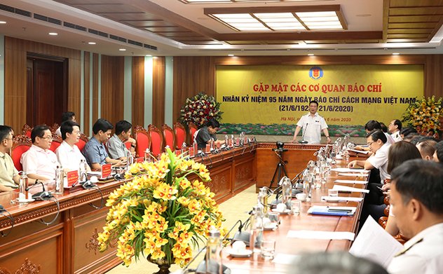 KTNN gặp mặt, chúc mừng 95 năm ngày báo chí cách mạng Việt Nam và khai trương Thư viện điện tử KTNN