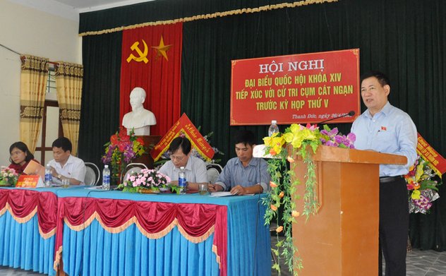 Tổng Kiểm toán nhà nước Hồ Đức Phớc giải đáp nhiều câu hỏi chất vấn của cử tri Thanh Chương - Nghệ An
