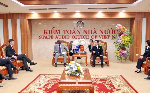 Tổng Kiểm toán nhà nước tiếp xã giao Giám đốc quốc gia Ngân hàng Thế giới tại Việt Nam
