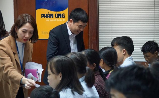 Kiểm toán nhà nước chuyên ngành Ia thăm và tặng quà bệnh nhân khó khăn Viện Huyết học và Truyền máu Trung ương