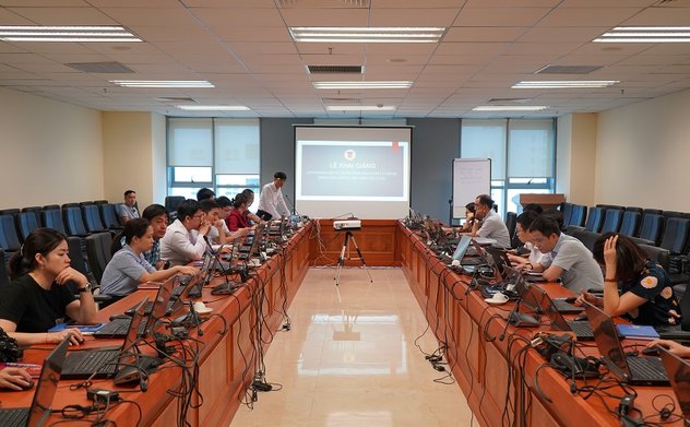 KTNN khai giảng lớp hướng dẫn sử dụng phần mềm quản lý cán bộ