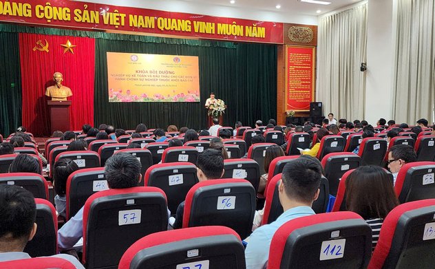 Bồi dưỡng nghiệp vụ kế toán và đấu thầu cho các đơn vị hành chính sự nghiệp thuộc khối Báo chí