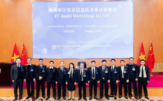 A delegation from the State Audit Office of Viet Nam participates in a training course in China